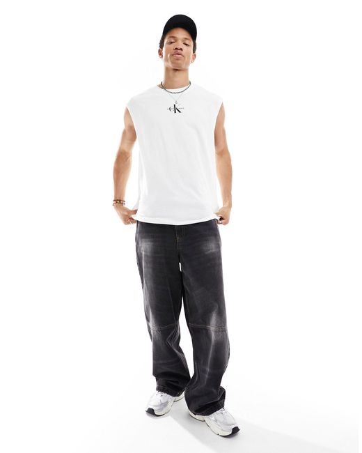 T-shirt senza maniche bianca con monogramma del logo di Calvin Klein in White da Uomo
