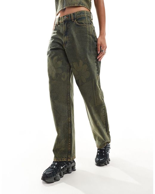 Collusion Green – x 014 – weite anti-fit-jeans mit mittelhohem bund und blumenmuster, kombiteil