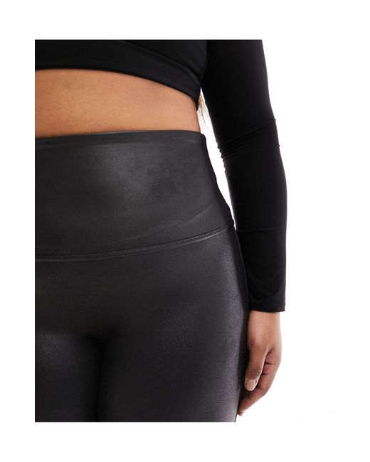 Spanx Black Plus – figurformende leggings aus kunstleder mit hohem bund