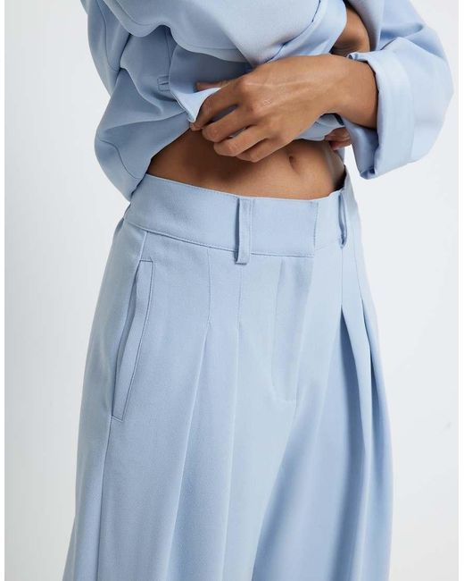 River Island Geplooide Broek Met Wijde Pijpen in het Blue
