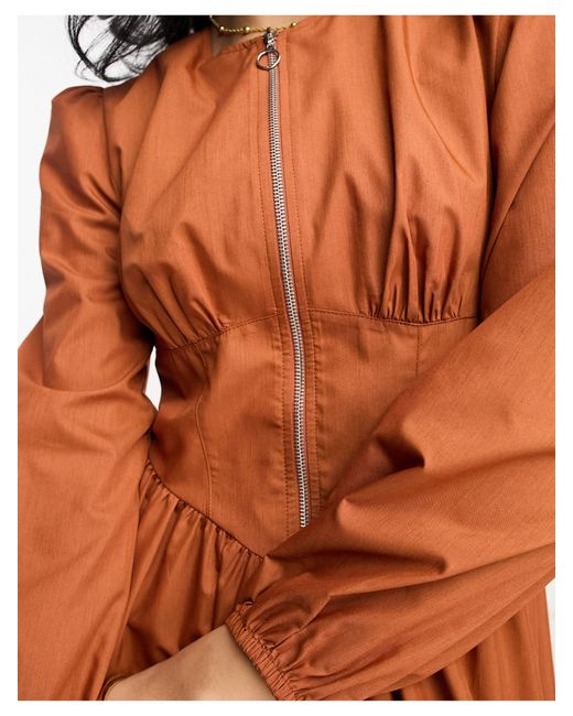 Robe longue style fonctionnelle en coton avec détail zippé et taille basse - tabac ASOS en coloris Orange