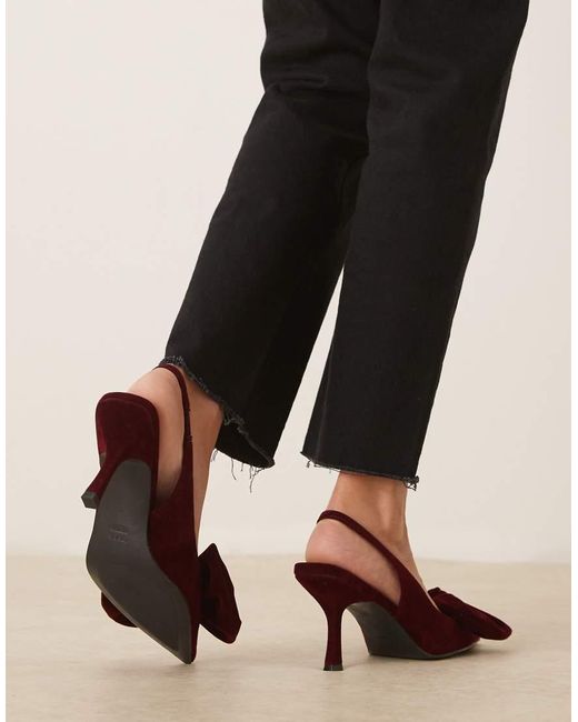 Saffron di ASOS in Black