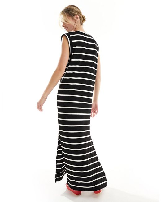 Robe sans manches longue en tissu rayé doux avec col v - noir et blanc ASOS en coloris White