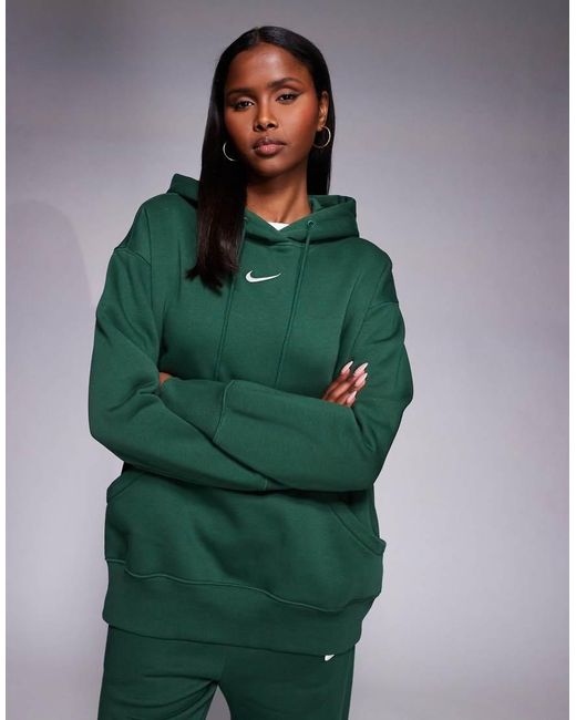 Phoenix di Nike in Green