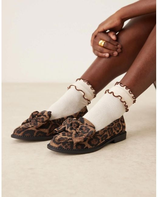 Asos Design Wide Fit Brown – memphis – flache schuhe mit schleifendetail und leopardenmuster, weite passform