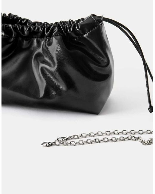 Borsa A Secchiello Nera di Pull&Bear in Black