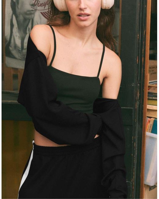 Stradivarius Black Cropped Top And Bolero Set