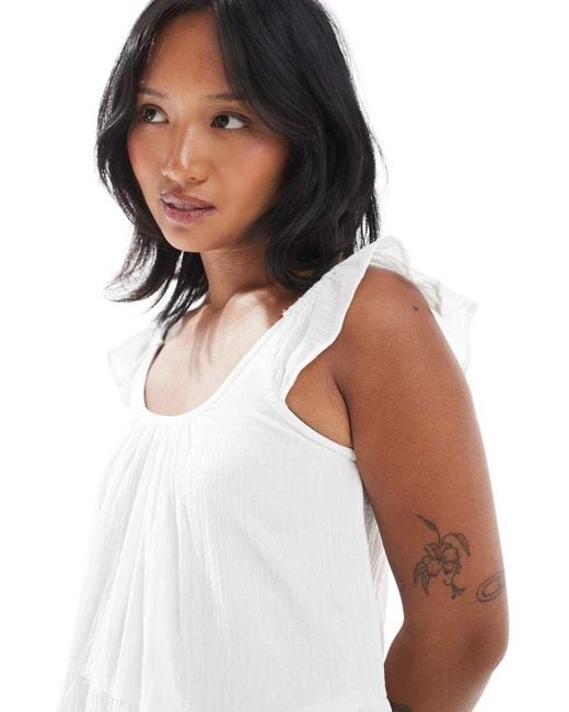 Only Petite White Scoop Neck Cheesecloth Tiered Mini Dress
