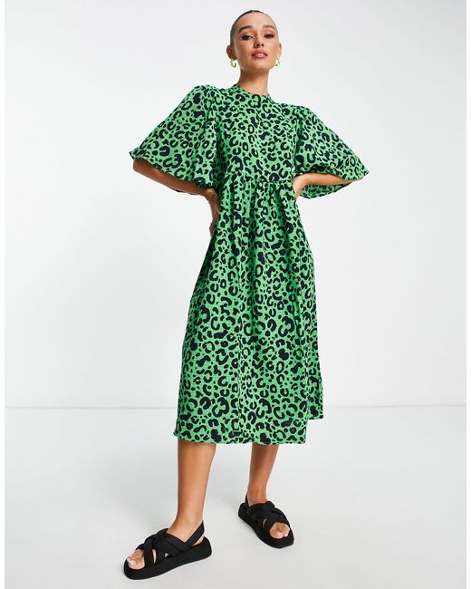 Vila Flutter Sleeve Midi Dress in Green | Lyst UK