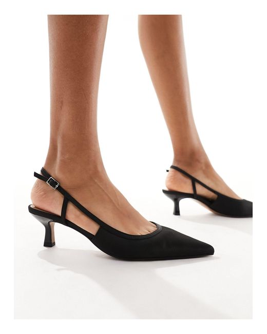 Zapatos negros con tira talonera y tacón bajo strut ASOS de color White