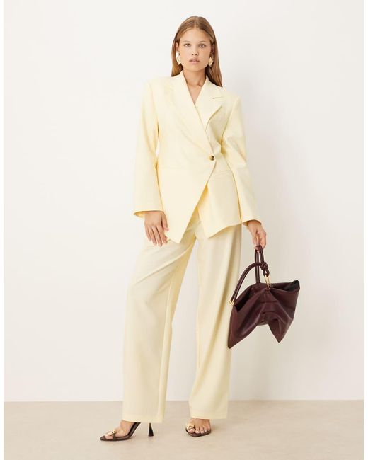 ASOS Elegante Blazer Met Ingenomen Taille in het Natural