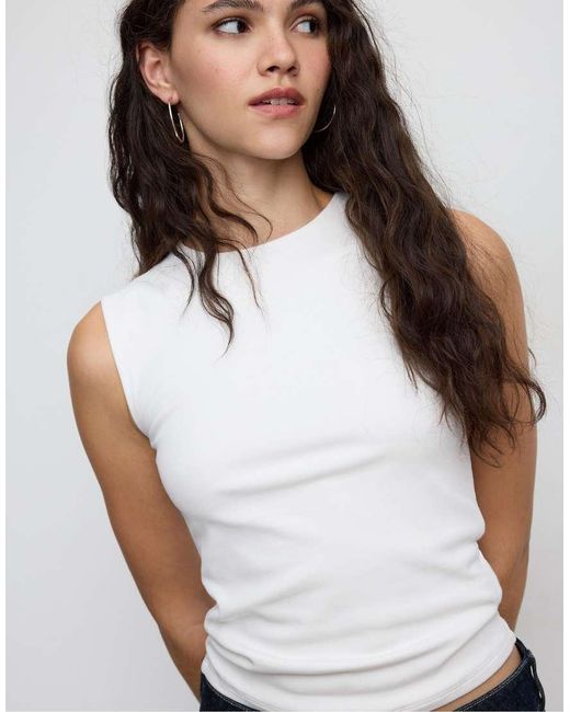 Stradivarius White Basic Sleeveless T-shirt