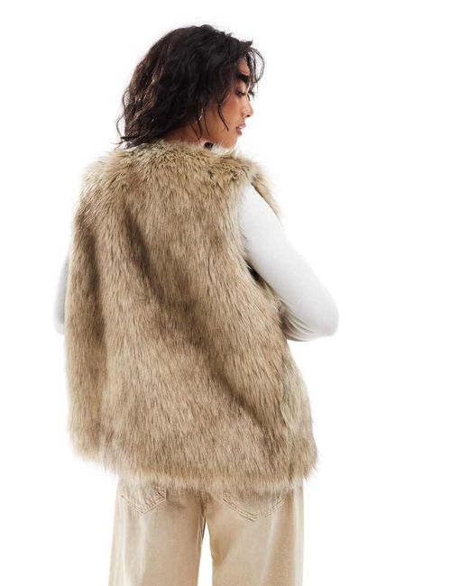Stradivarius Faux Fur Gilet in Natural Lyst UK