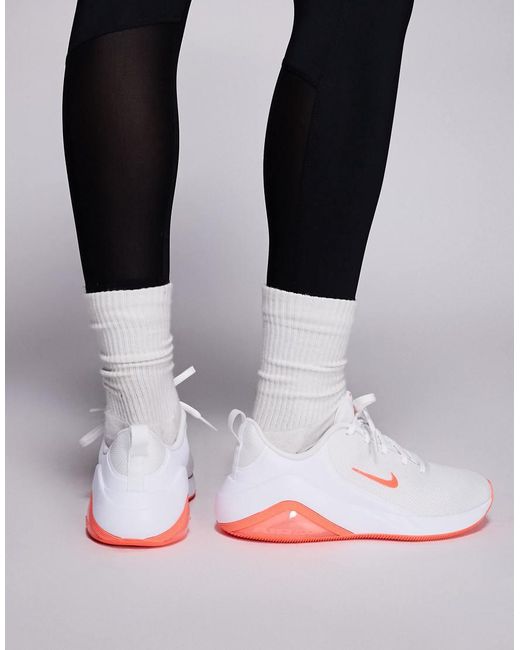 Nike Black Zoom Bella 7 Trainers