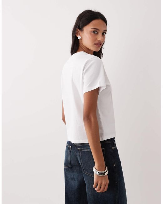 Abercrombie & Fitch White – knapp geschnittenes t-shirt