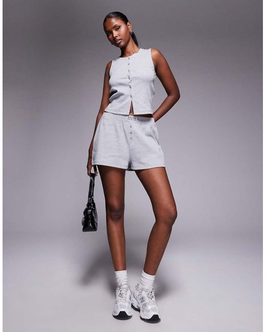 ASOS Weekend Collective in het White