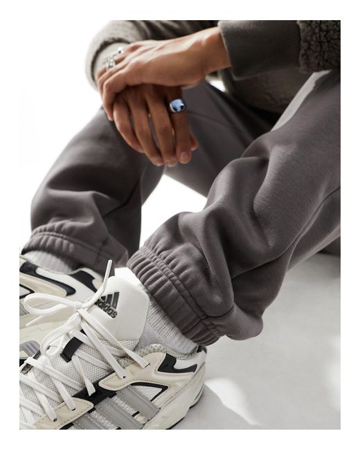 Adidas Originals Adidas basketball – one – jogginghose in Gray für Herren