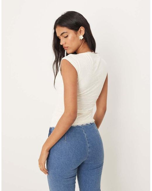 Top De Manga Corta Con Escote En Forma De Corazón De Encaje De -Neutro Abercrombie & Fitch de color Blue