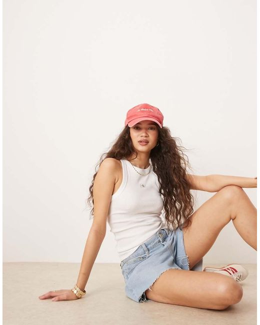 Calvin Klein Geribbelde Tanktop Met Geweven Label in het White