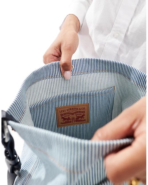 Levi's White Heritage Bucket Bag With Logo
