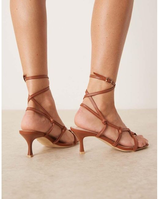 Danika di Raid Wide Fit in Brown