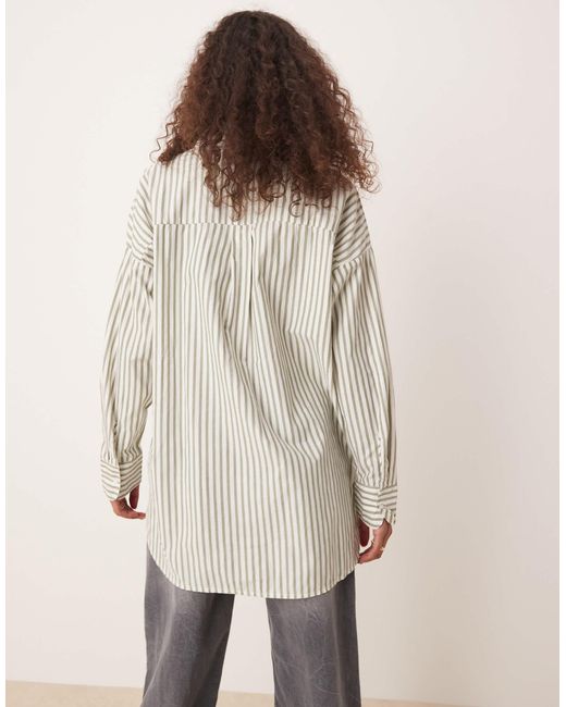 Vila Natural – oversize-hemd im boyfriend-fit mit ölen streifen