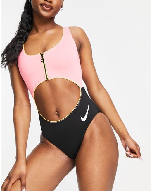 Nike Pink – badeanzug mit zierausschnitt und blockfarbendesign