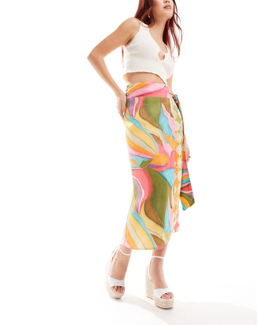 Falda semilarga cruzada con estampado abstracto jaspre Never Fully Dressed de color Multicolor