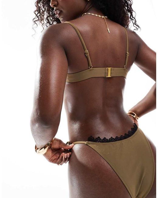 Miss Selfridge Bikinitopje Met Cups En Kanten Rand in het Brown