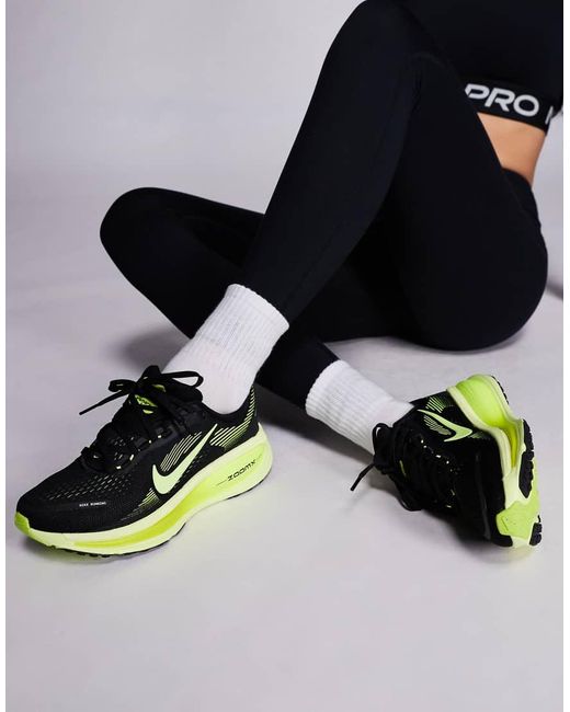 Nike Black Vomero 18 Trainers