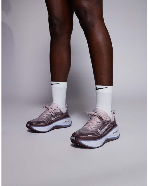 Nike Metallic Vomero Plus Trainers