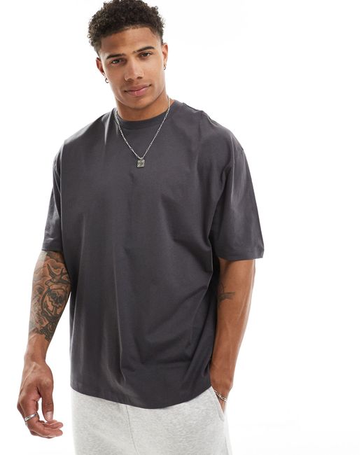 T-shirt comoda scuro con stampa stile souvenir sulla schiena di ASOS in Gray da Uomo