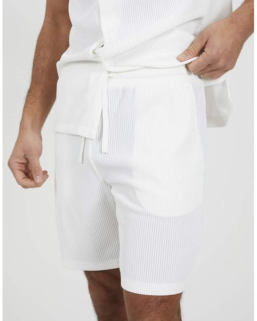 Brave Soul White Pleated Shorts for men