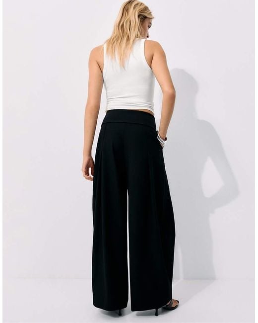 Stradivarius Black Wide-leg Trousers With Turned-up Waistband