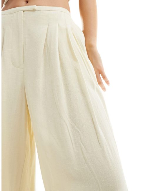 Pantalon palazzo plissé coupe ample en lin mélangé - crème ASOS en coloris White