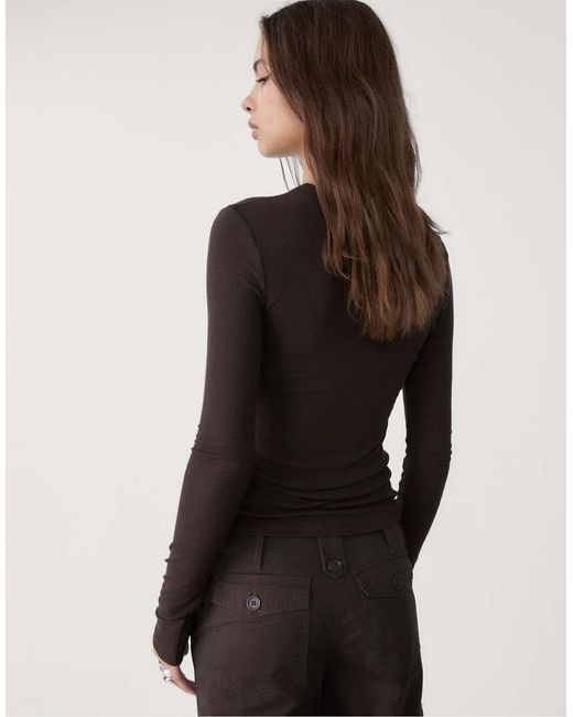 Stradivarius Geribbeld T-Shirt Met Lange Mouwen in het Black