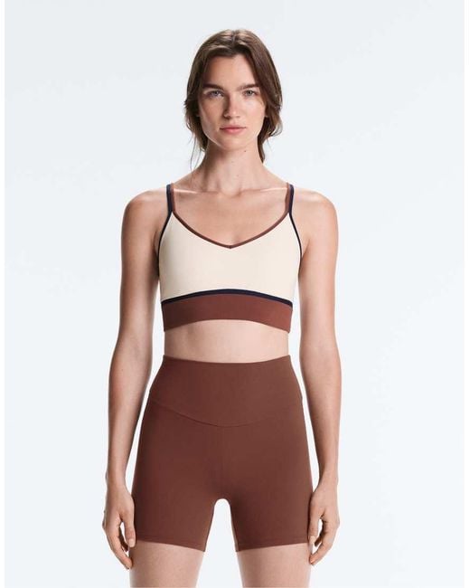 Oysho Red Contrast Colour Block Medium-Support Comfortlux Sports Bra