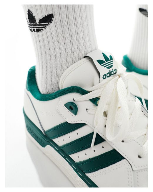 Rivalry - sneakers basse bianche e verdi di Adidas Originals in Blue