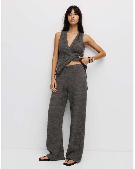 Pull&Bear Rustieke Broek Met Kreukeffect in het Gray