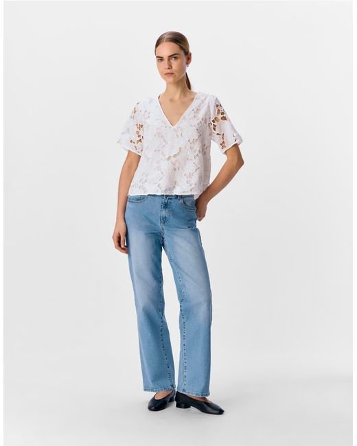 Top De Object de color White