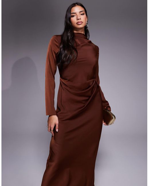 ASOS Brown – langärmliges, hochgeschlossenes midikleid mit plissiertem oberteil