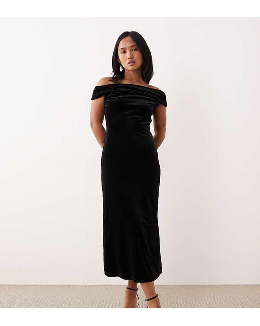 Nobody's Child Petite Black Pippa Bardot Velvet Maxi Dress