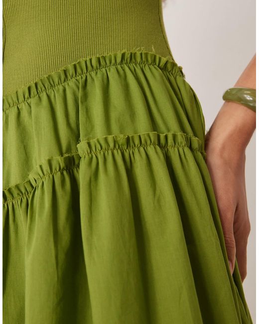 Robe longue avec jupe en popeline et corsage côtelé à boutons et encolure dégagée - olive ASOS en coloris Green
