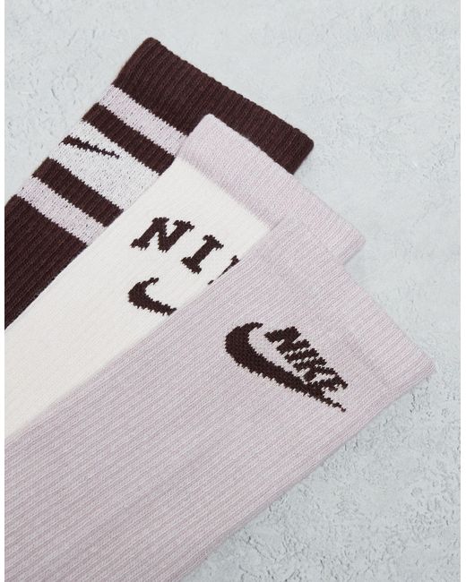 Nike - everyday cushioned plus - confezione da 3 paia di calzini ammortizzanti multicolore di Nike in White da Uomo