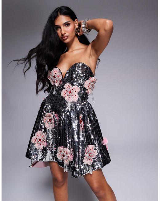 Robe bandeau courte à sequins ornée ASOS en coloris Metallic