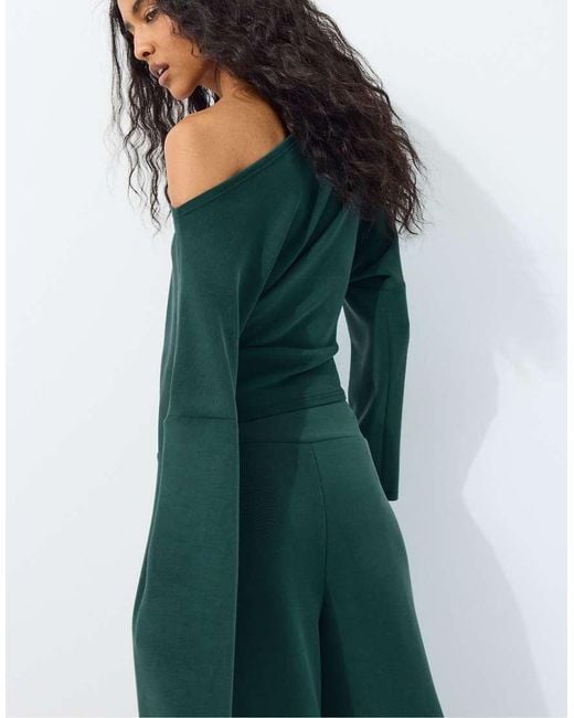 Stradivarius Green Asymmetric Cropped Sweatshirt
