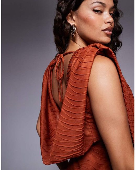 Vestido Corto Con Cuello Barco Y Detalle De Fular Drapeado De Tejido Texturizado De Asos Design Petite ASOS de color Orange