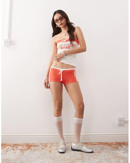 Mini-short à cordon Monki en coloris Pink
