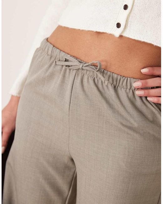 JDY Tall Broek Met Wijde Pijpen En Gestrikte Voorkant in het Natural