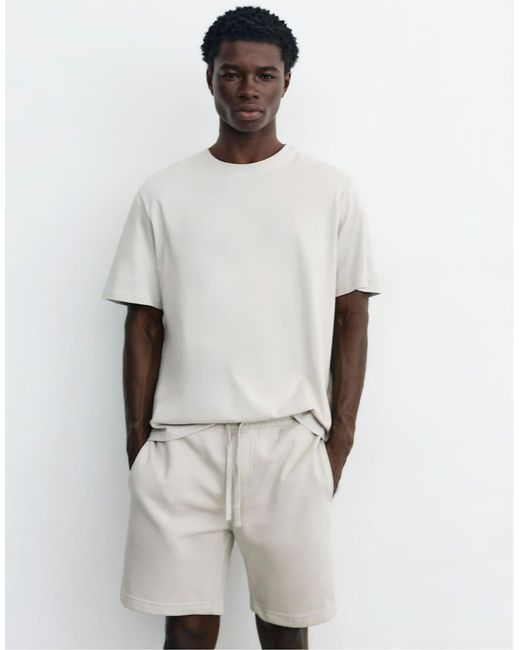 Pull&Bear White Pack Of Basic Bermuda Shorts And T-shirt for men